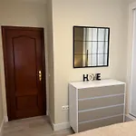 Penthouse Met Groot Terras Centrum アパート