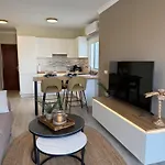 Penthouse Met Groot Terras Centrum フエンヒロラ