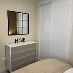 Penthouse Met Groot Terras Centrum * フエンヒロラ