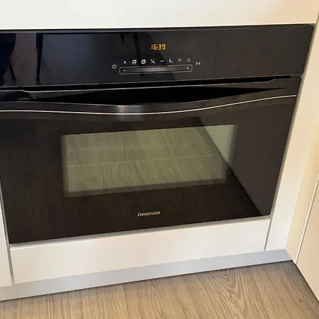 Penthouse Met Groot Terras Centrum 公寓
