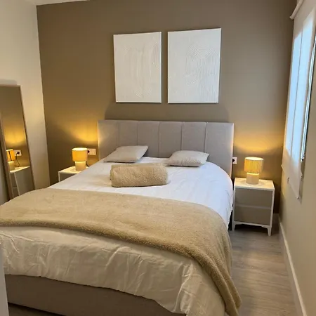 Penthouse Met Groot Terras Centrum Apartmán *