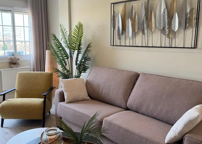 Penthouse Met Groot Terras Centrum * フエンヒロラ