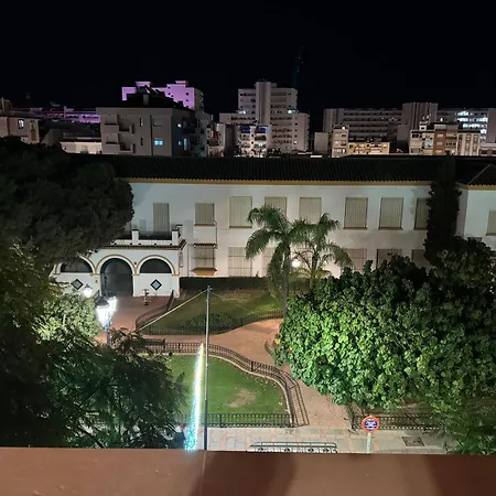 Penthouse Met Groot Terras Centrum דירה *