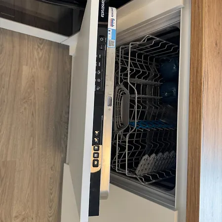 דירה Penthouse Met Groot Terras Centrum פואנגירולה